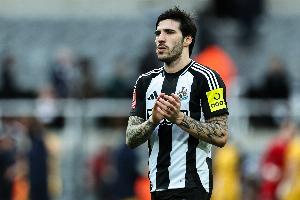 电竞实力对比-米体：尤文今夏头号目标是托纳利，是否引援取决于下赛季欧冠资格