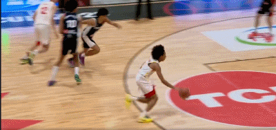 英雄联盟战队分析-首节表现不错！中国U19男篮22-15法国领先7分