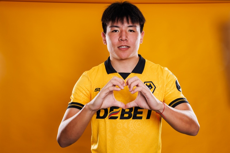 英雄联盟战队分析-戴伟浚寄语徐彬：希望他能在残酷的平台生存，展示自己的价值