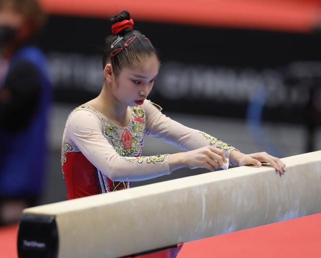 英雄联盟战队分析-体操单项世锦赛胡旭威一日双冠 中国军团5金收官