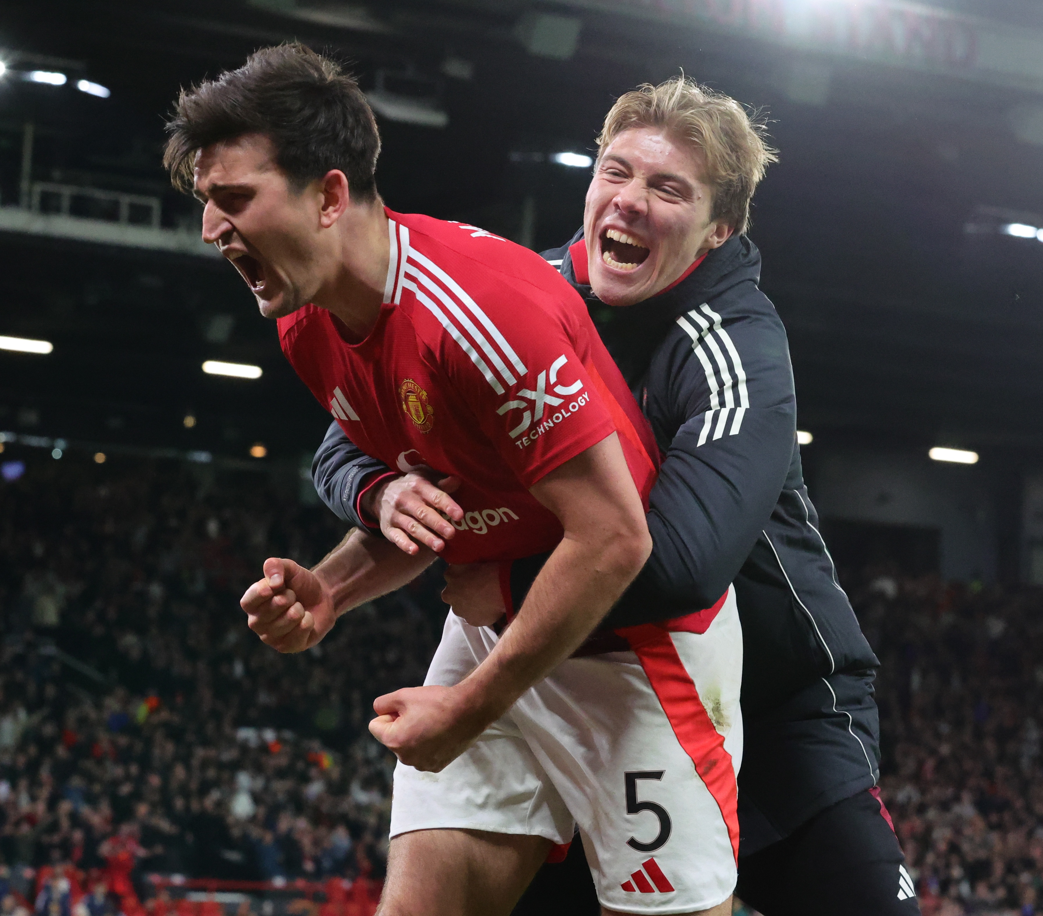 电竞实力对比-意媒：马奎尔续约让意甲球队计划落空，尤文、米兰和国米都曾接触